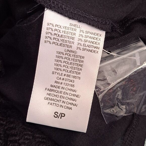 Anthropologie Eri + Ali Coldshoulder Lace Black Button Cuff Dark Boho Top Small - Picture 8 of 9